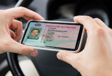 Фото - Использование электронных водительских прав не потребует изменений в ПДД. Предъявлять их можно будет в новой версии приложения «Госуслуги Авто»